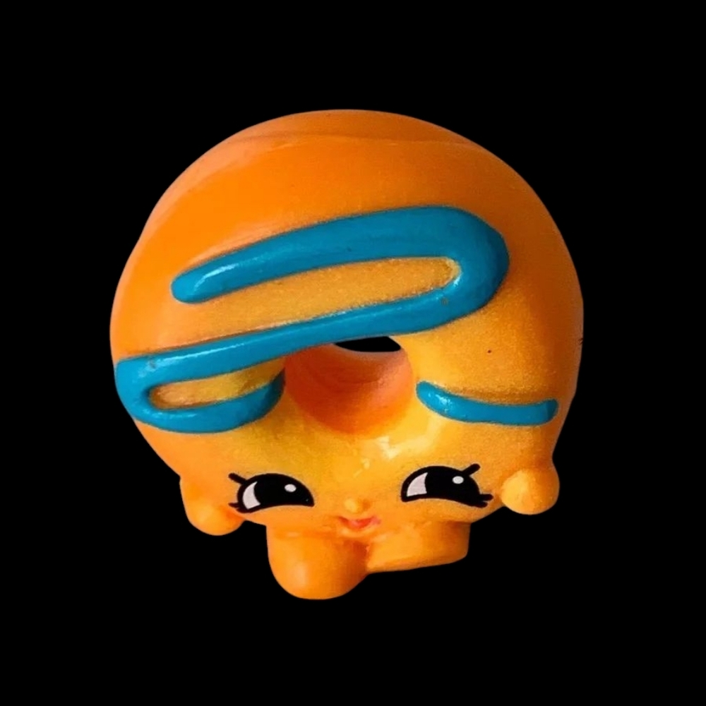 Shopkins Season 4 Rare Dolly Doughnut